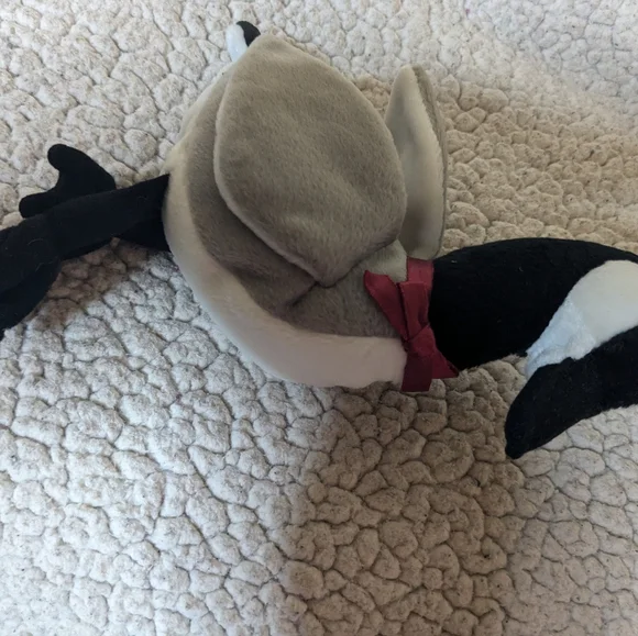 Ty Beanie Baby Loosy the Goose collectible plush toy, cottage/lake - Picture 6 of 7